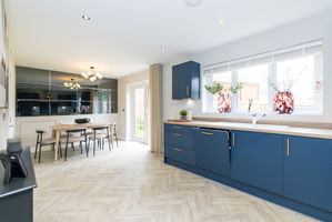 Kitchen- click for photo gallery
